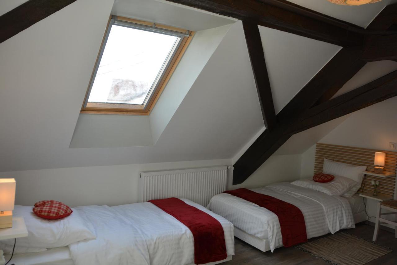 Ferme Les Iris Apartment Issenheim ภายนอก รูปภาพ